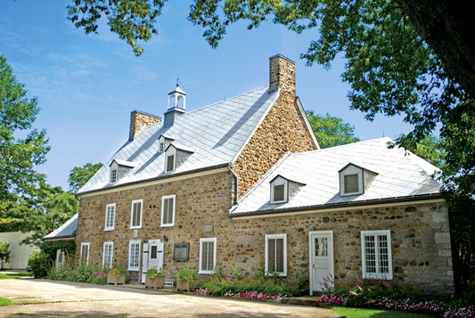 La maison St Gabriel, site historique Québécois - Tricolore